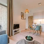 Casiola - Modern In A New Near The Sea Apartment *