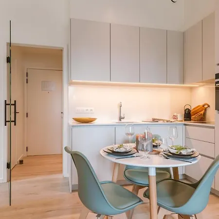 Casiola - Modern In A New Near The Sea شقة أوستيند